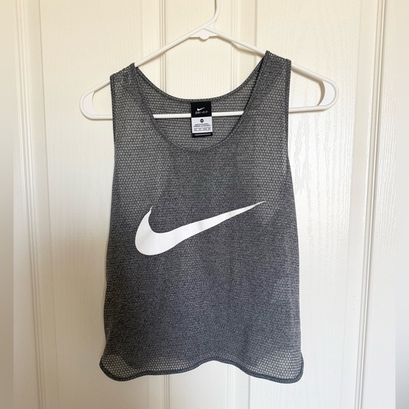 Nike: Dri-FIT Mesh Heather Gray Tank - Size XS - Picture 3 of 7
